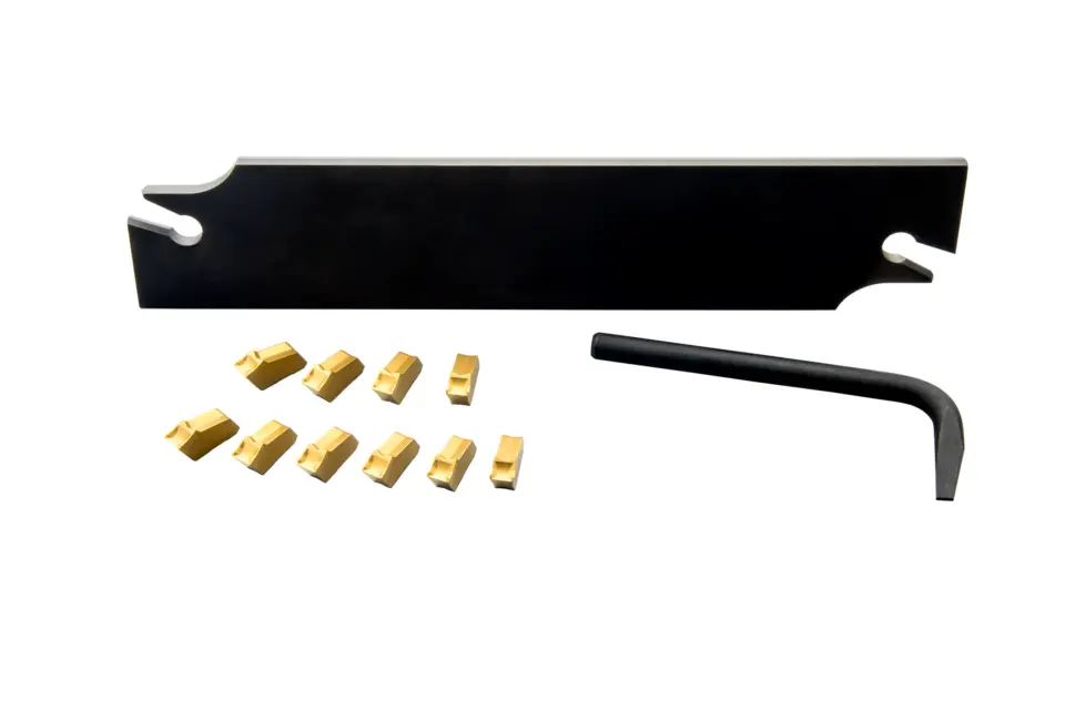 KITXLCFN-32-4-M2-T8330